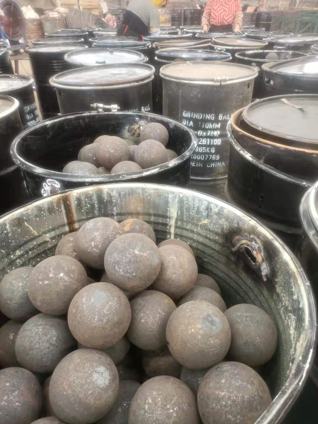 Boule de broyage pour broyeur à billes