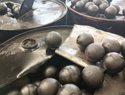 Boule moulée à haute teneur en chrome